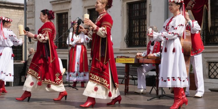 Фестиваль «Мандруємо замками Тернопілля» відкрив туристичний сезон у Збаражі