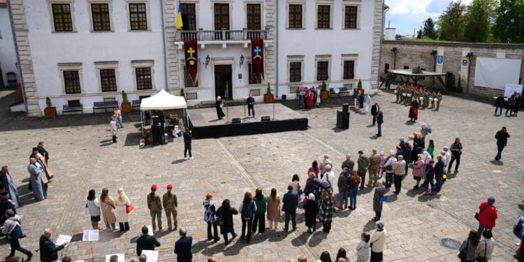 Фестиваль «Мандруємо замками Тернопілля» відкрив туристичний сезон у Збаражі