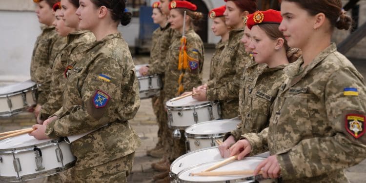Фестиваль «Мандруємо замками Тернопілля» відкрив туристичний сезон у Збаражі