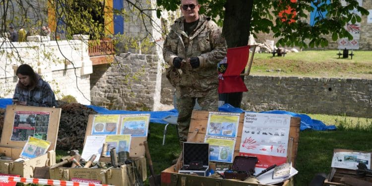 Фестиваль «Мандруємо замками Тернопілля» відкрив туристичний сезон у Збаражі