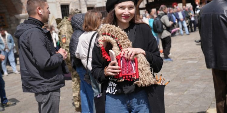 Фестиваль «Мандруємо замками Тернопілля» відкрив туристичний сезон у Збаражі