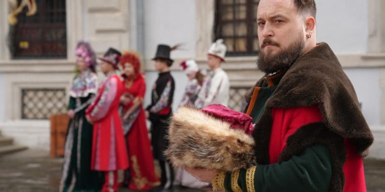 Фестиваль «Мандруємо замками Тернопілля» відкрив туристичний сезон у Збаражі