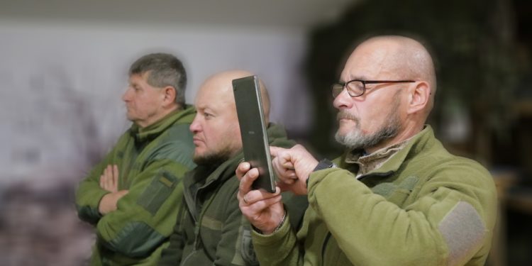 У 105 окрему бригаду ТрО завітали учасники «Пиріг і батіг»