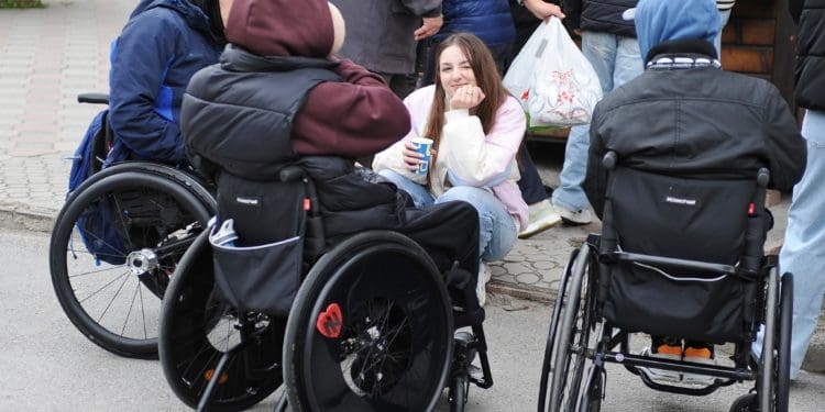 У Чорткові організували першу безбар’єрну екскурсію для гостей на кріслах колісних
