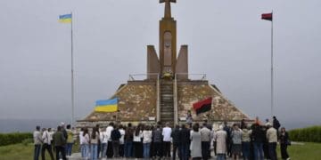 На Тернопільщині на горі Лисоня вшанували Героїв України