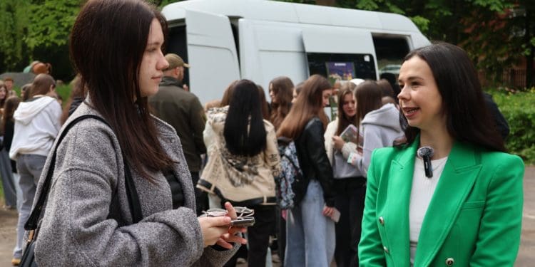 Тернопільські військові провели урок патріотичного виховання у Галицькому фаховому коледжі