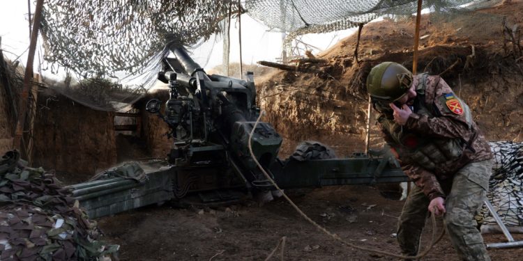 Розрахунок тернопільських артилеристів гаубиці FH70 наближає Україну до перемоги