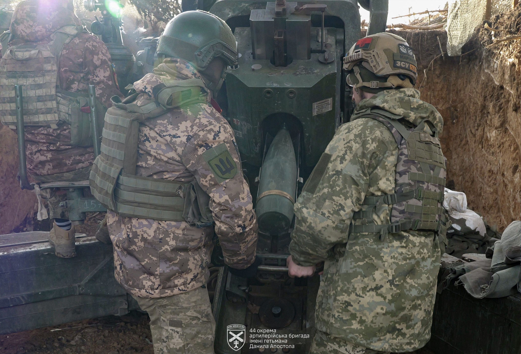 Розрахунок тернопільських артилеристів гаубиці FH70 наближає Україну до перемоги