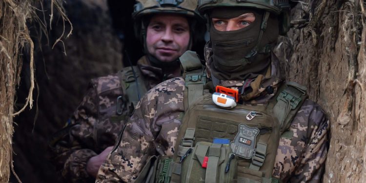 Розрахунок тернопільських артилеристів гаубиці FH70 наближає Україну до перемоги