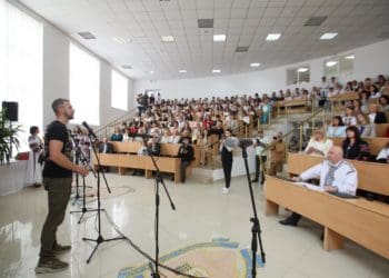 Голова обласної ради Богдан Бутковський відзначив медичних сестер Тернопільщини