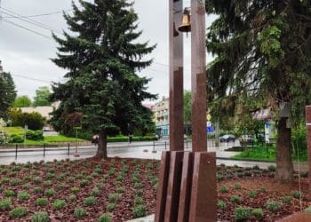 «Дзвін пам’яті» у Тернополі споруджують згідно з проектною документацією, що пройшла державну експертизу