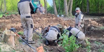 перепоховання останків