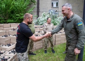 72 ОМБр ім. Чорних Запорожців отримала від громади Києва 900 дронів, модифікованих під потреби бригади, – Кличко