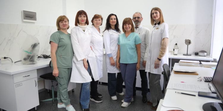 У Тернопiльському центрi служби кровi запрацювала оновлена лабораторiя контролю якостi