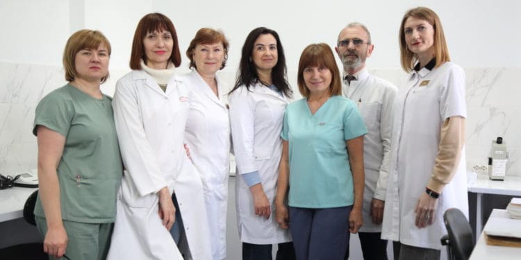 У Тернопiльському центрi служби кровi запрацювала оновлена лабораторiя контролю якостi