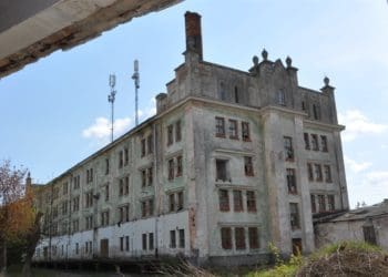 замок Лянцкоронських