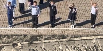 “Діти війни – 2.0”: як російські школи відтворюють фашистські ритуали