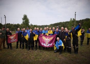 повернулися з полону