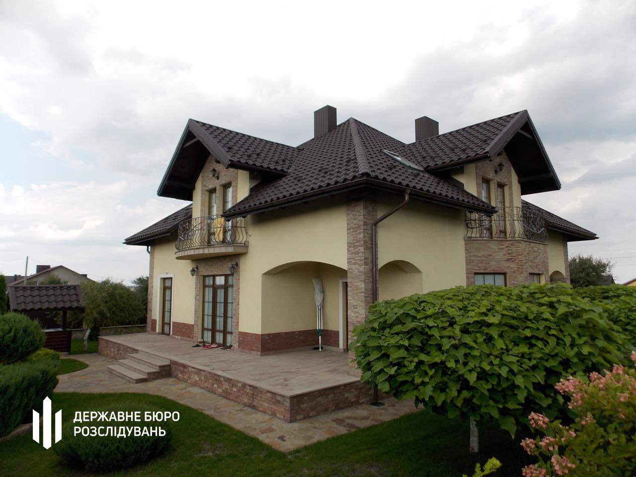 Ексначальнику податкової Тернопільщини повідомлено про підозру через приховування майна на 23,4 млн грн