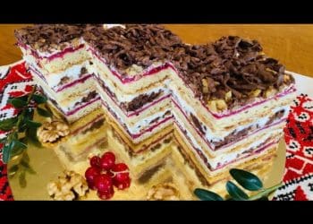 пляцок вишиванка