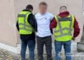 Поліцейські Тернопільщини затримали чоловіка, який заробляв на військовозобов’язаних