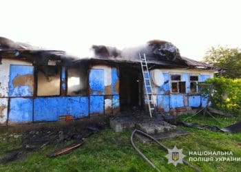 Смерть на пожежі розслідують поліцейські на Тернопільщині
