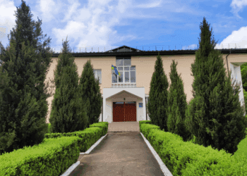 Скандал у Заліщицькому суді: суддю звинувачують у некоректній поведінці та погрозах