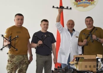 Тернопільщина передала 3-й штурмовій бригаді дрони та прилад нічного бачення