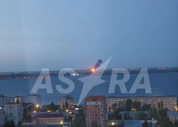 Нічна атака дронів у РФ: палає нафтобаза в Енгельсі, уражений завод «Прогрес», у Бєлгороді підірвано залізницю