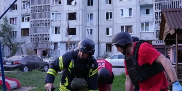 Нічна атака РФ на Україну: 15 постраждалих у Луцьку, 10 у Тернополі, загиблі в Києві та пошкодження по всій країні