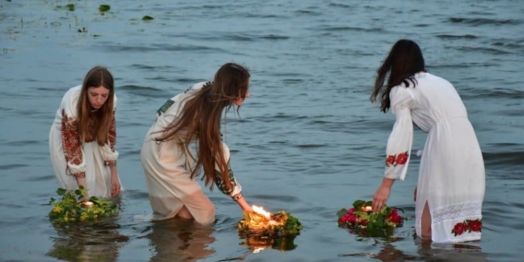 На свято Купала волонтери збирали гроші для тернопільської бригади ЗСУ