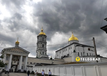Українізація на показ? Як зараз виглядає Почаївська лавра і що там змінилося (фото)