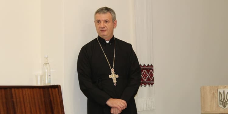 У краєзнавчому музеї презентували книгу-дослідження отця Віталія Козака про давню історію парафії Тернополя