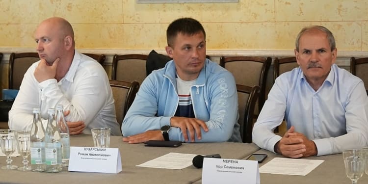 У Чорткові провели круглий стіл про розвиток місцевого самоврядування