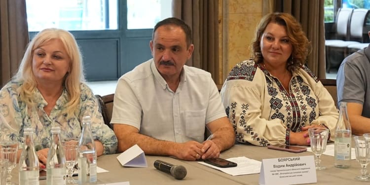 У Чорткові провели круглий стіл про розвиток місцевого самоврядування