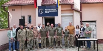 У Тернополі відкрили рекрутинговий центр 42-ї ОМБр