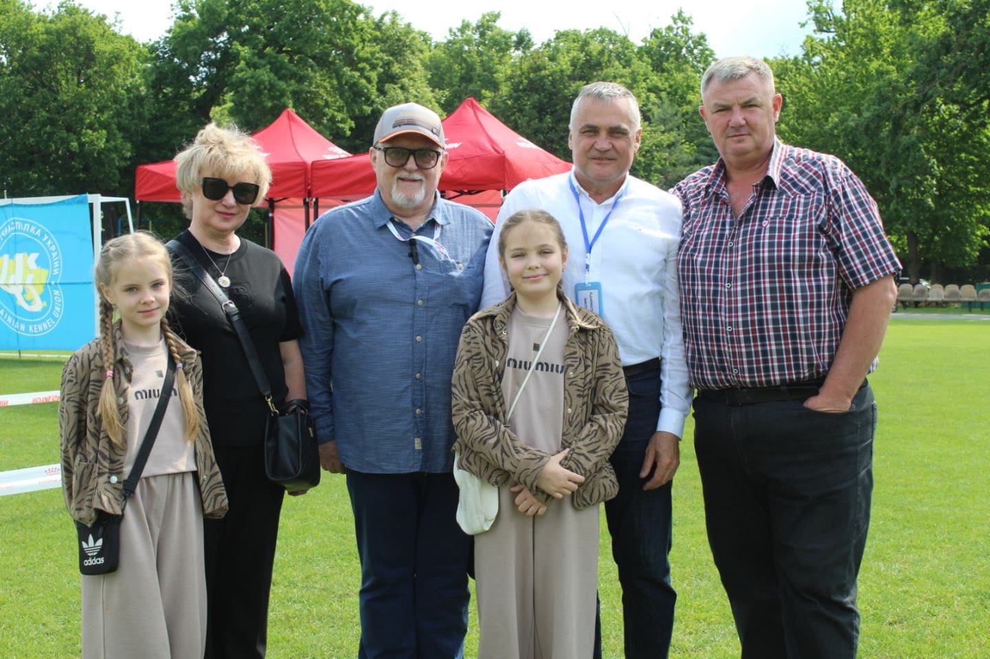 У Великих Гаях на Тернопільщині провели національну виставку чотирилапих (відео)
