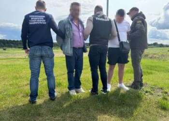 Тернополяни планували органiзувати незаконне переправлення громадян через кордон на Волинi