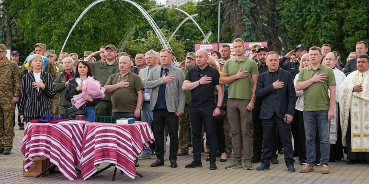 У Тернополі відзначили 29-ту річницю Конституції України: єдність, вдячність, нагороди