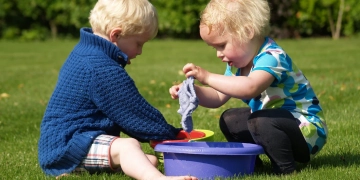 Гра для розвитку: які іграшки підходять дітям від року до двох