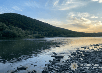 Трагедія на Дністрі: на Тернопільщині дідусь врятував онука, але сам загинув