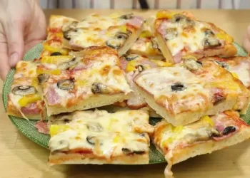 Піца на пухкому тісті