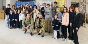 Тернопільська школа №16 передала п’ять дронів для 3-ї штурмової бригади