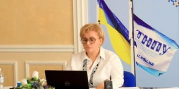 Директорка тернопільського ліцею стала доктором філософії