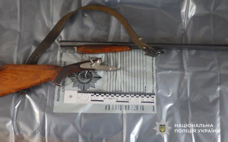 У Кременці на Тернопільщині чоловік застрелив собаку