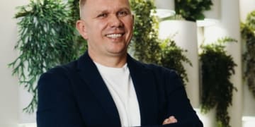 Микола Олексів