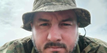 Олег Кухарський