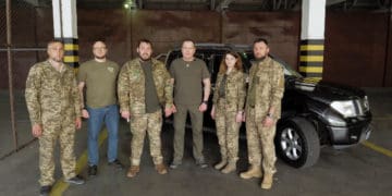 «Перемагає той, хто швидше», – бійці 112 бригади ТрО отримали позашляховик від «Української команди»