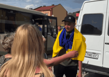 Кременець вітає повернення Назара Вашкевича з полону