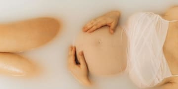 Про переваги та недоліки пологів у воді розповіли у Тернопільському перинатальному центрі “Мати і дитина”